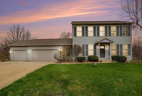 2233 Suncrest Breeze