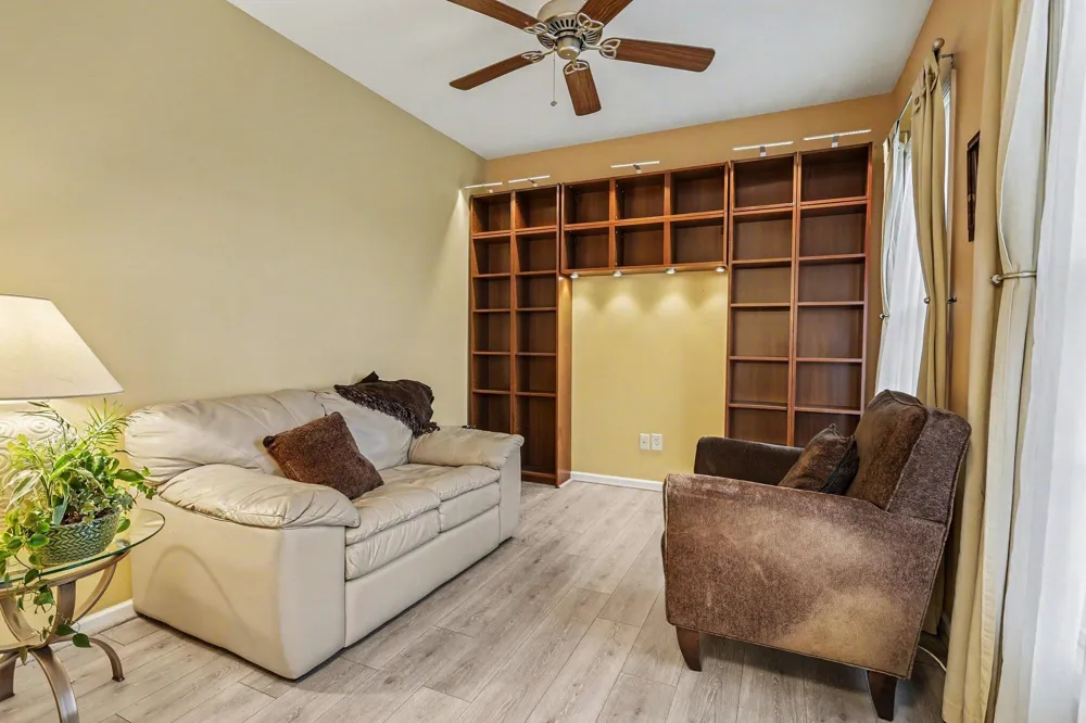 2233 Suncrest Breeze Berrien Springs, MI 49103