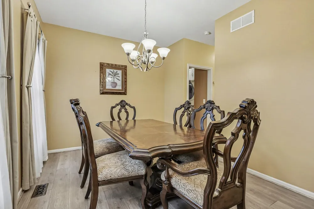 2233 Suncrest Breeze Berrien Springs, MI 49103