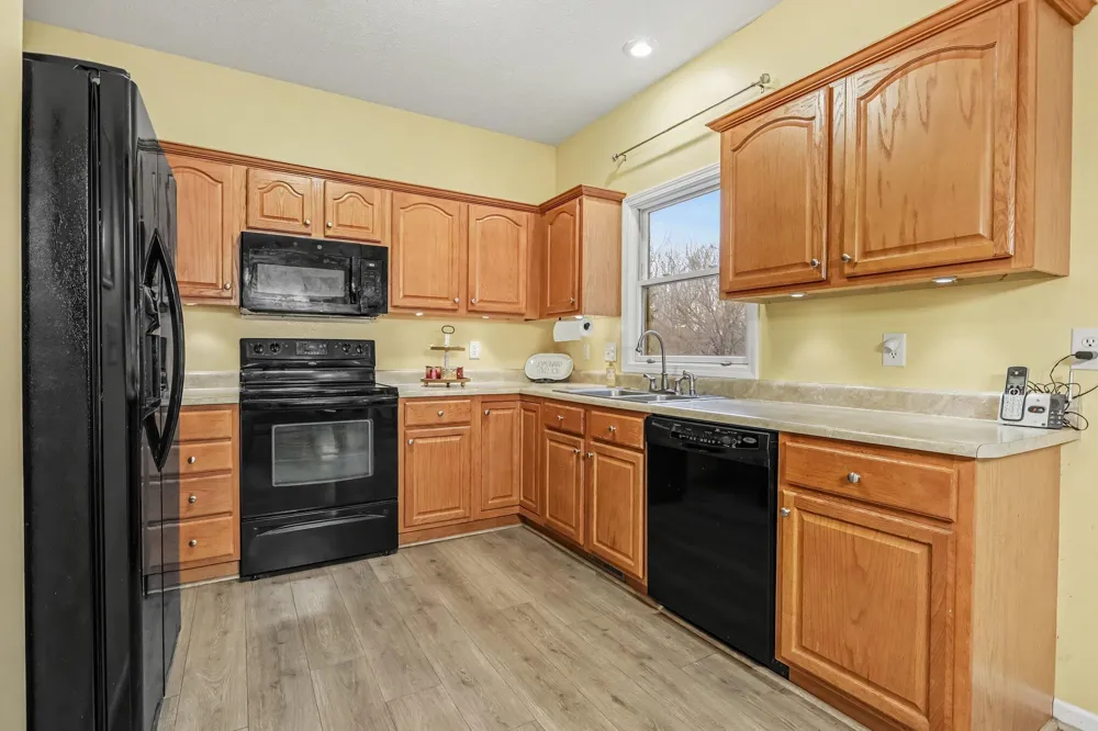 2233 Suncrest Breeze Berrien Springs, MI 49103
