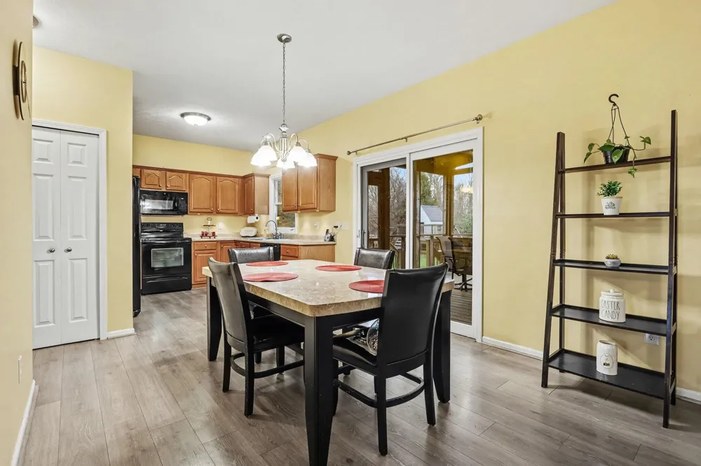 2233 Suncrest Breeze Berrien Springs, MI 49103