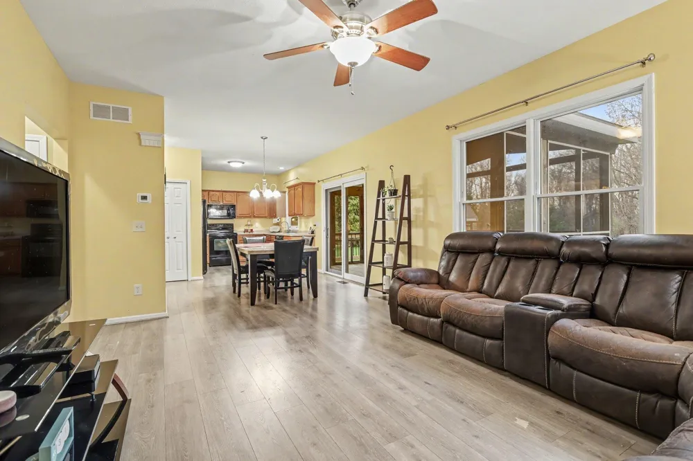 2233 Suncrest Breeze Berrien Springs, MI 49103