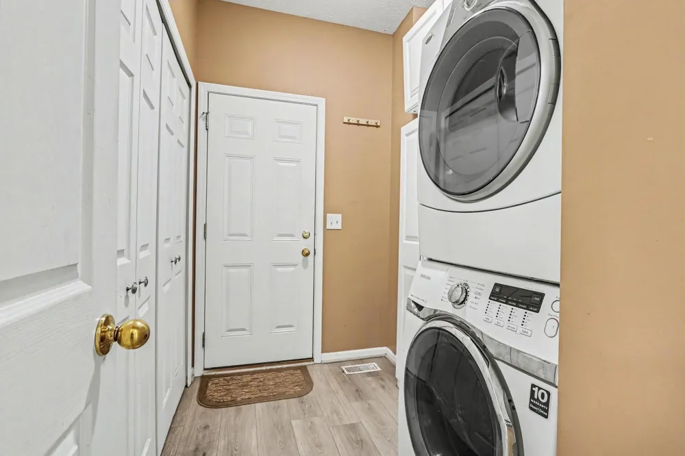 2233 Suncrest Breeze Berrien Springs, MI 49103
