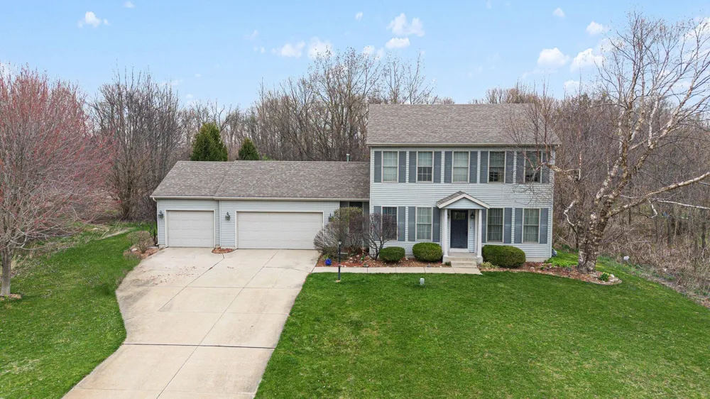 2233 Suncrest Breeze Berrien Springs, MI 49103