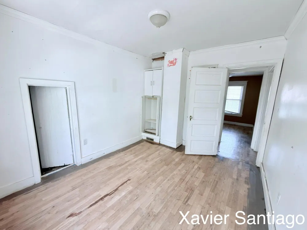 1128 Emerald Avenue NE Grand Rapids, MI 49503