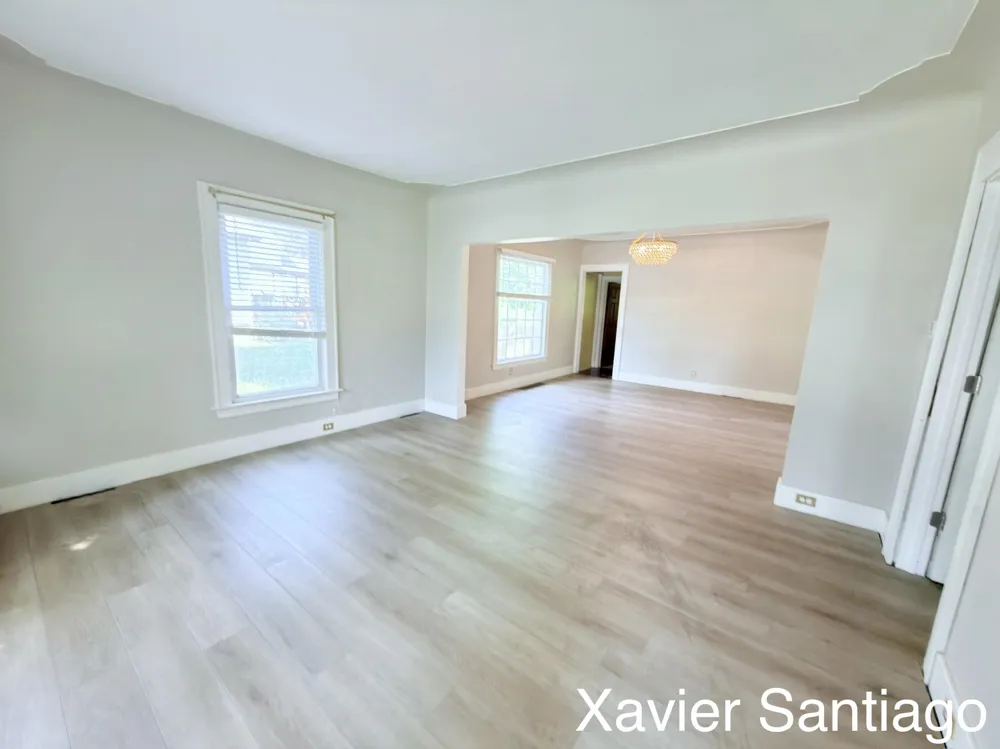 1128 Emerald Avenue NE Grand Rapids, MI 49503