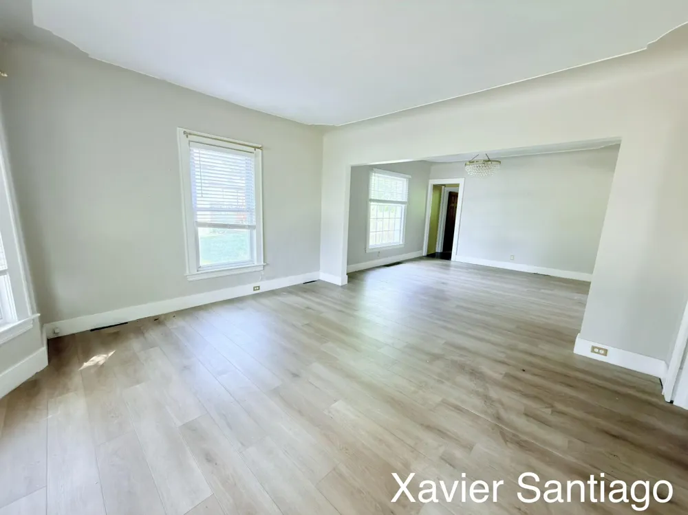 1128 Emerald Avenue NE Grand Rapids, MI 49503