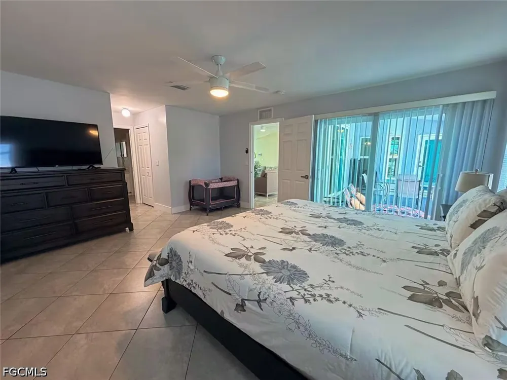 SW 8th Place Cape Coral, FL 33914