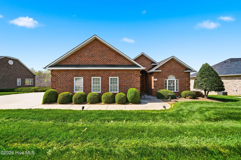 416 Huntington Woods Drive Lenoir, NC 28645