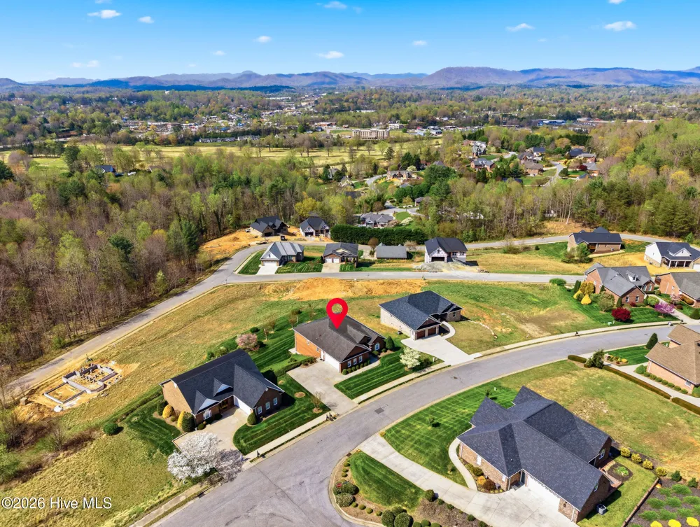 416 Huntington Woods Drive Lenoir, NC 28645