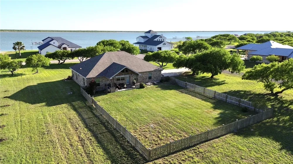 1234 Redfish Drive Riviera, TX 78379