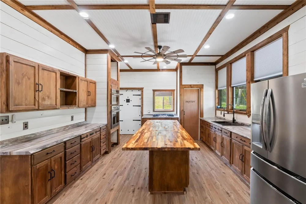 168 Cenesia Sandia, TX 78383