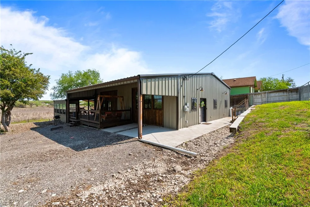 168 Cenesia Sandia, TX 78383
