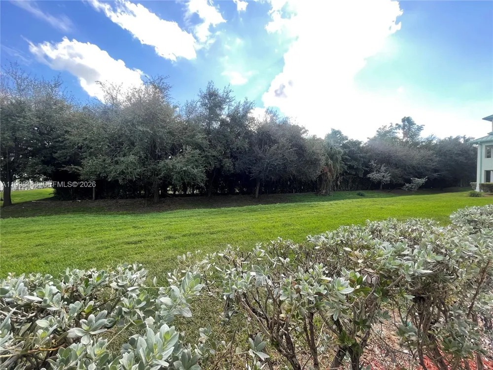 5300 NW 87th Ave #1103 Doral, FL 33178