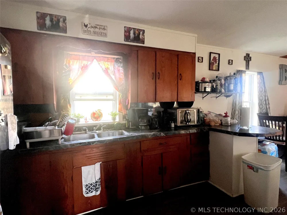 31 W 8th Street Kiowa, OK 74553