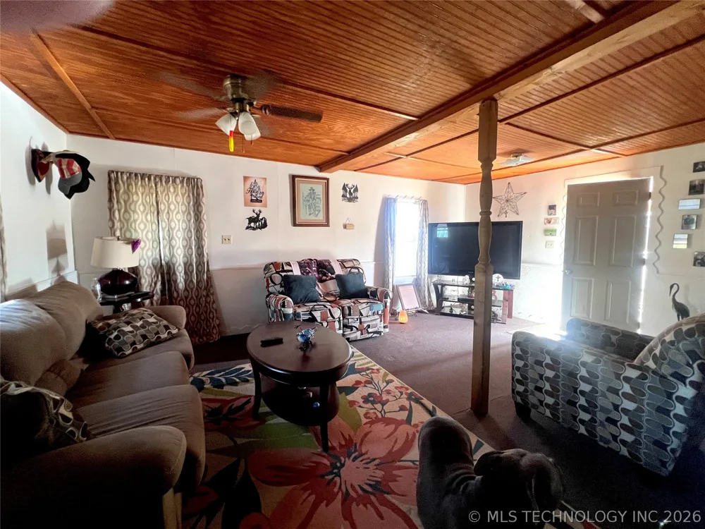 31 W 8th Street Kiowa, OK 74553