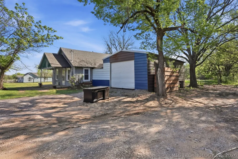 2131 Edgewood Circle Cushing, OK 74023