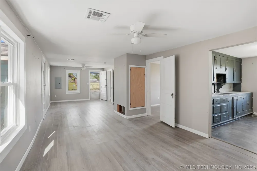 2131 Edgewood Circle Cushing, OK 74023