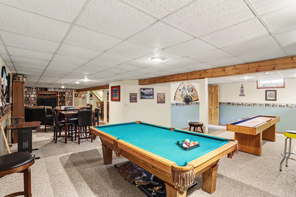 55019 Fisher Lake Road Park Township, MI 49093