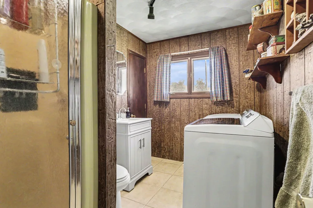 55019 Fisher Lake Road Park Township, MI 49093