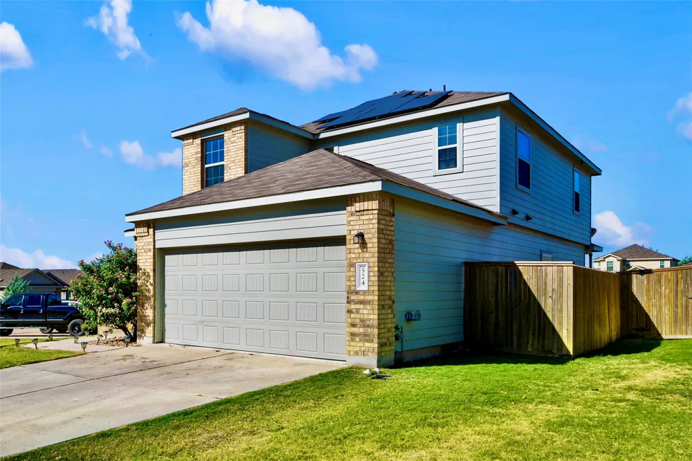 524 Circle Way #12F Jarrell, TX 76537