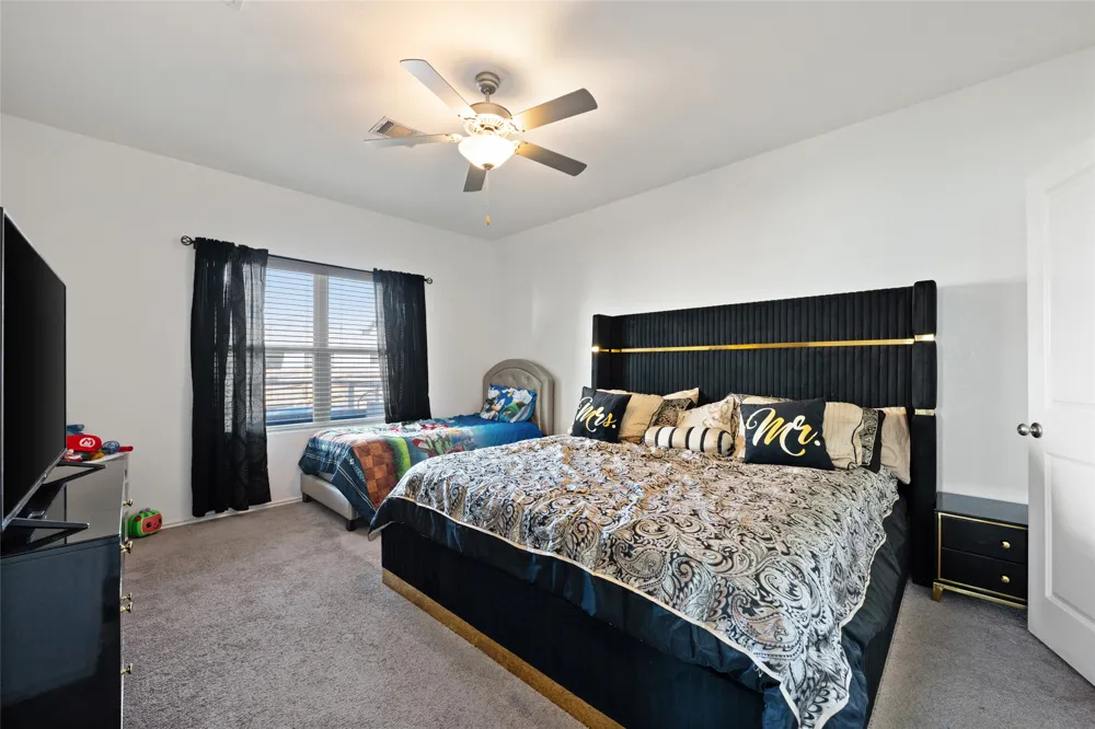 524 Circle Way #12F Jarrell, TX 76537