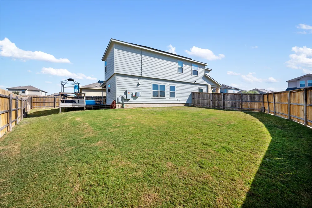 524 Circle Way #12F Jarrell, TX 76537