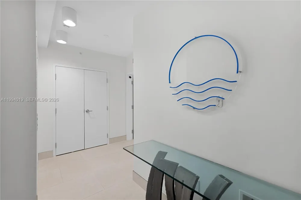10201 E Bay Harbor Dr #507 Bay Harbor Islands, FL 33154