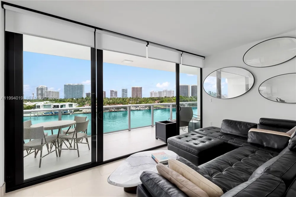 10201 E Bay Harbor Dr #507 Bay Harbor Islands, FL 33154