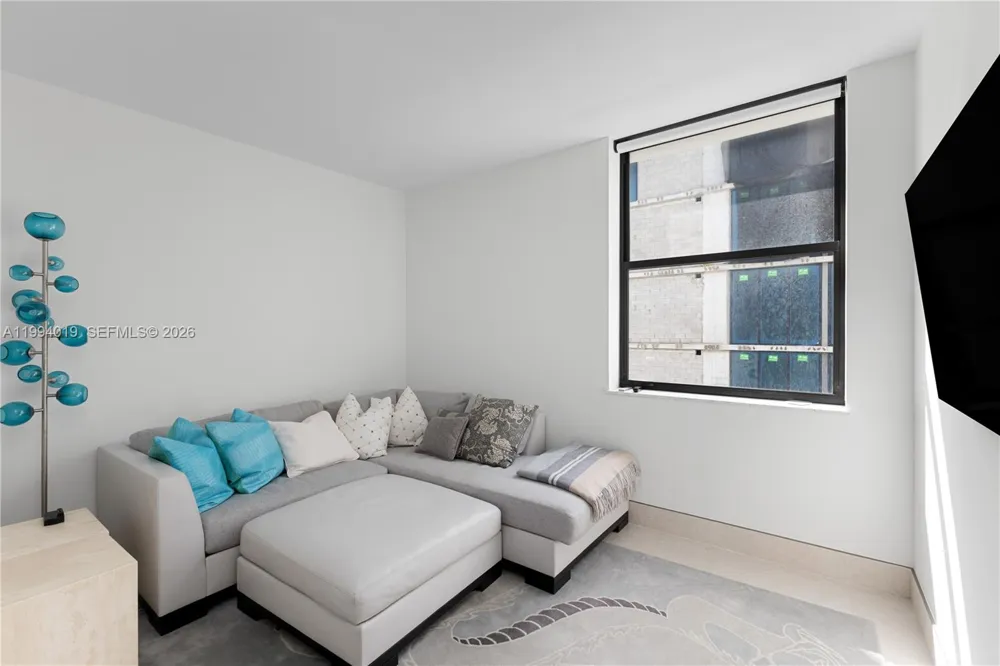 10201 E Bay Harbor Dr #507 Bay Harbor Islands, FL 33154