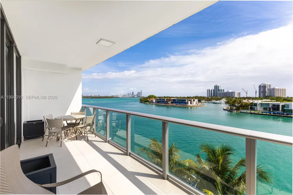 10201 E Bay Harbor Dr #507 Bay Harbor Islands, FL 33154
