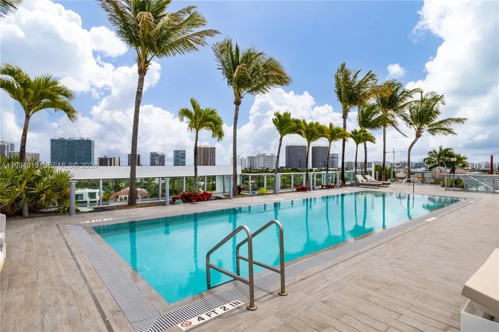 10201 E Bay Harbor Dr #507 Bay Harbor Islands, FL 33154