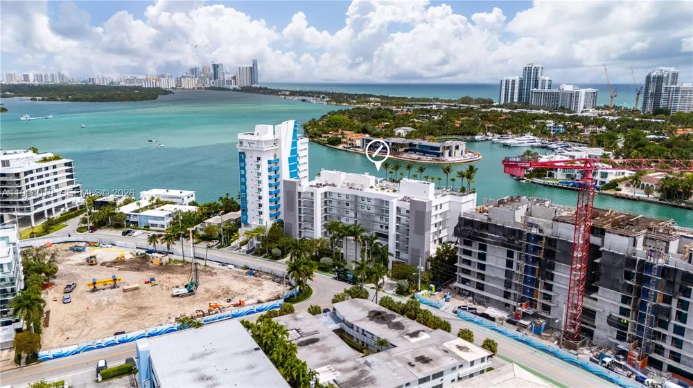 10201 E Bay Harbor Dr #507 Bay Harbor Islands, FL 33154