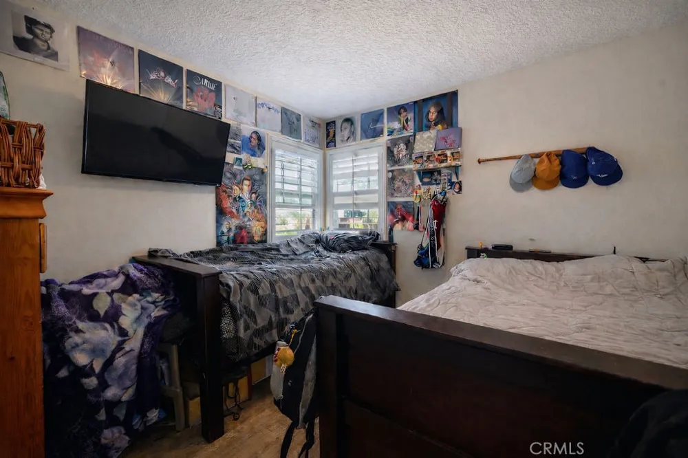 13360 Kelowna Arleta, CA 91331