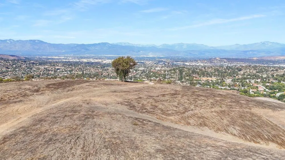 Casalero Drive La Habra Heights, CA 90631