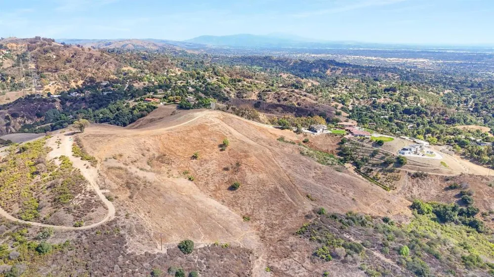 Casalero Drive La Habra Heights, CA 90631