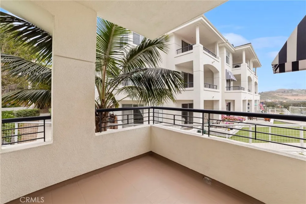25422 Sea Bluffs Drive #204 Dana Point, CA 92629