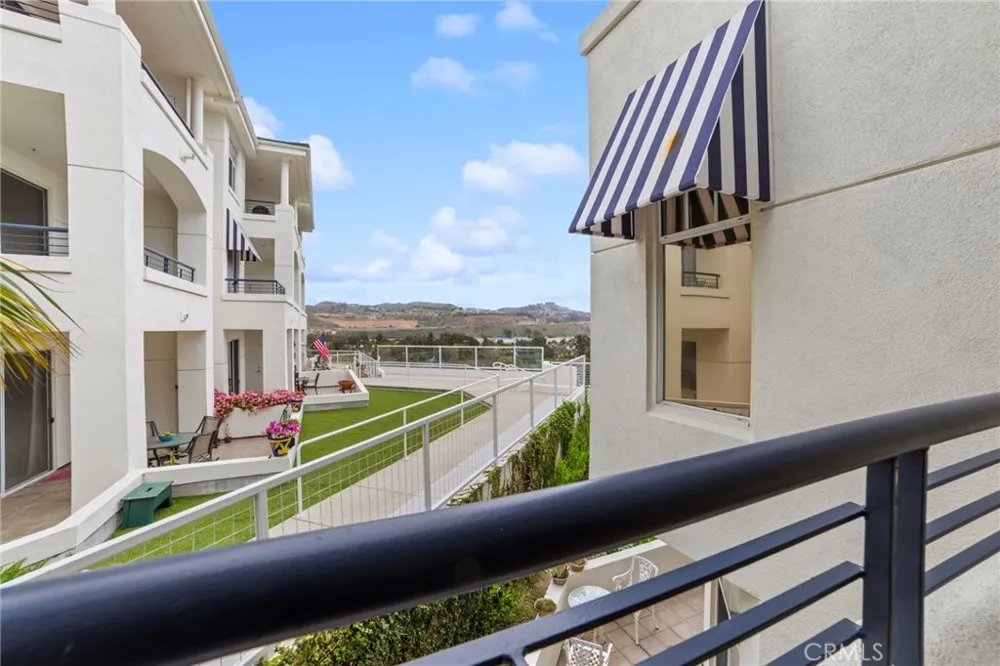 25422 Sea Bluffs Drive #204 Dana Point, CA 92629