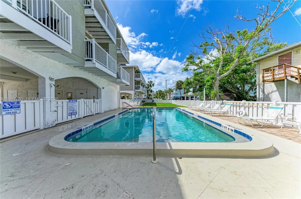3400 6th Ave #6 Bradenton, FL 34217
