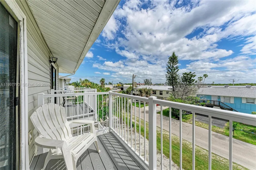 3400 6th Ave #6 Bradenton, FL 34217