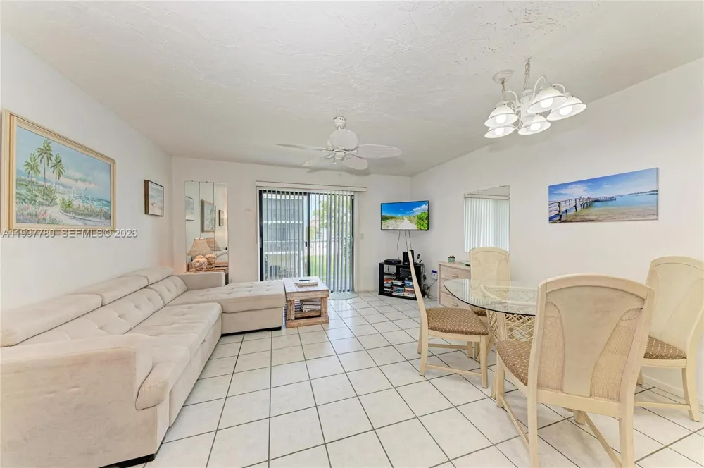 3400 6th Ave #6 Bradenton, FL 34217