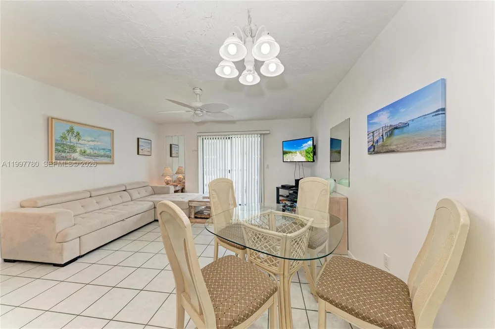3400 6th Ave #6 Bradenton, FL 34217