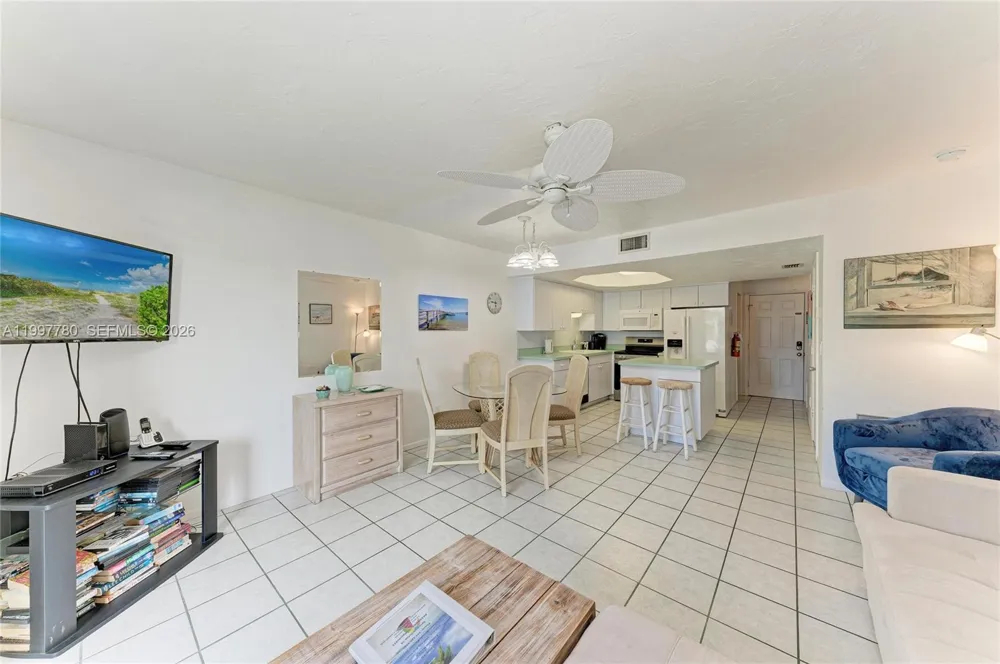 3400 6th Ave #6 Bradenton, FL 34217