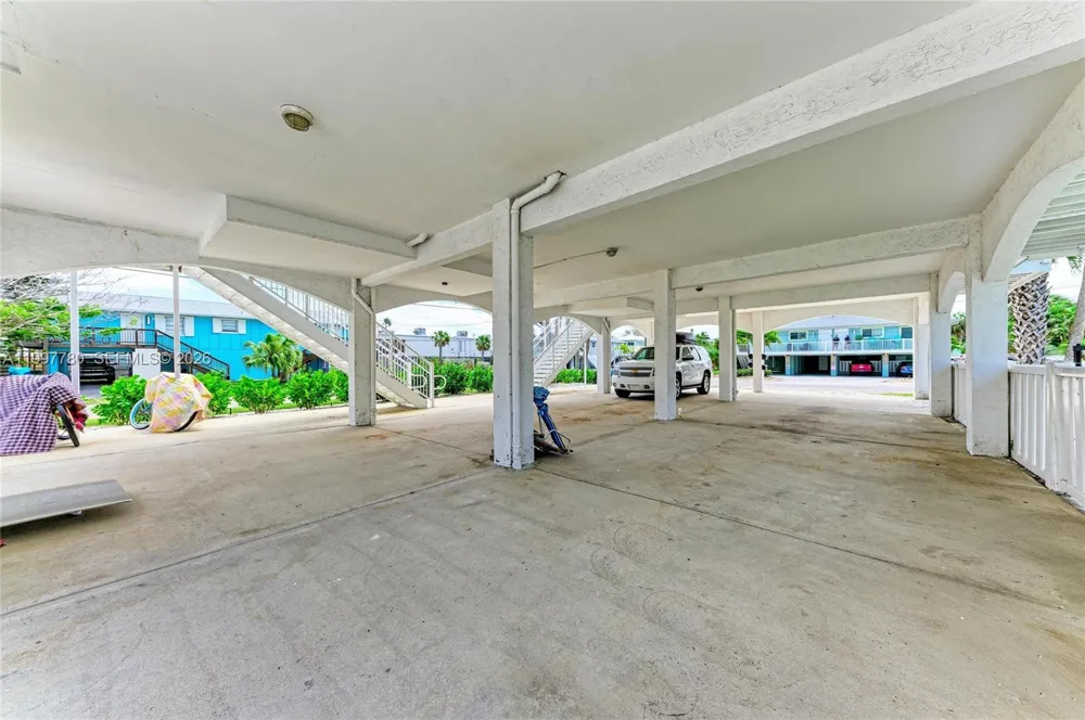 3400 6th Ave #6 Bradenton, FL 34217