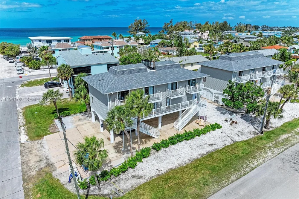 3400 6th Ave #6 Bradenton, FL 34217