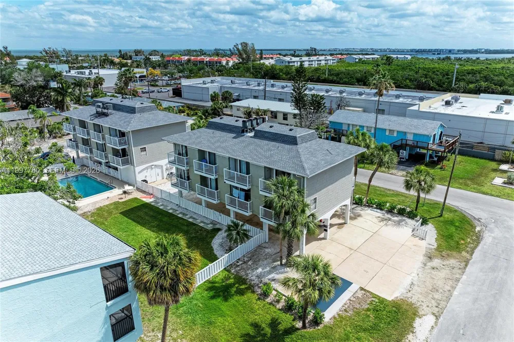 3400 6th Ave #6 Bradenton, FL 34217