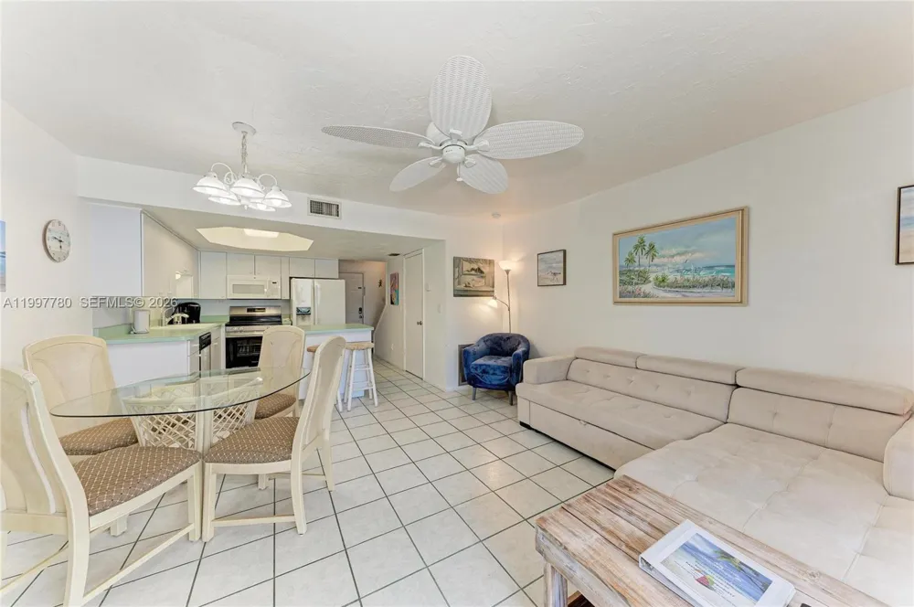 3400 6th Ave #6 Bradenton, FL 34217