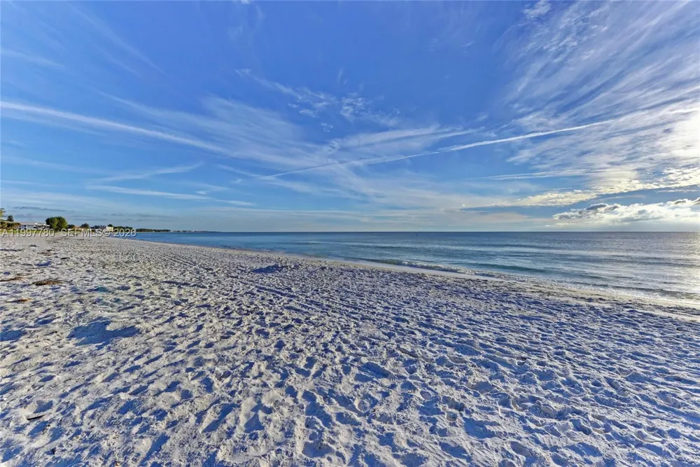 3400 6th Ave #6 Bradenton, FL 34217