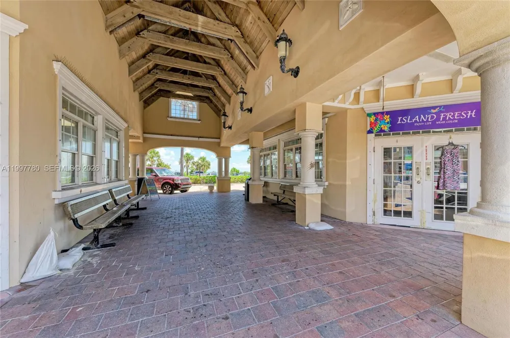 3400 6th Ave #6 Bradenton, FL 34217