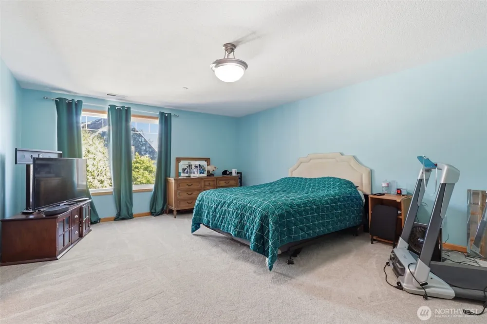 2025 SW 6th Avenue Camas, WA 98607